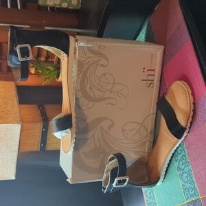 Shi by Journeys Emma sandals flat strappy ankle black white  Women's 7.5 M NEW